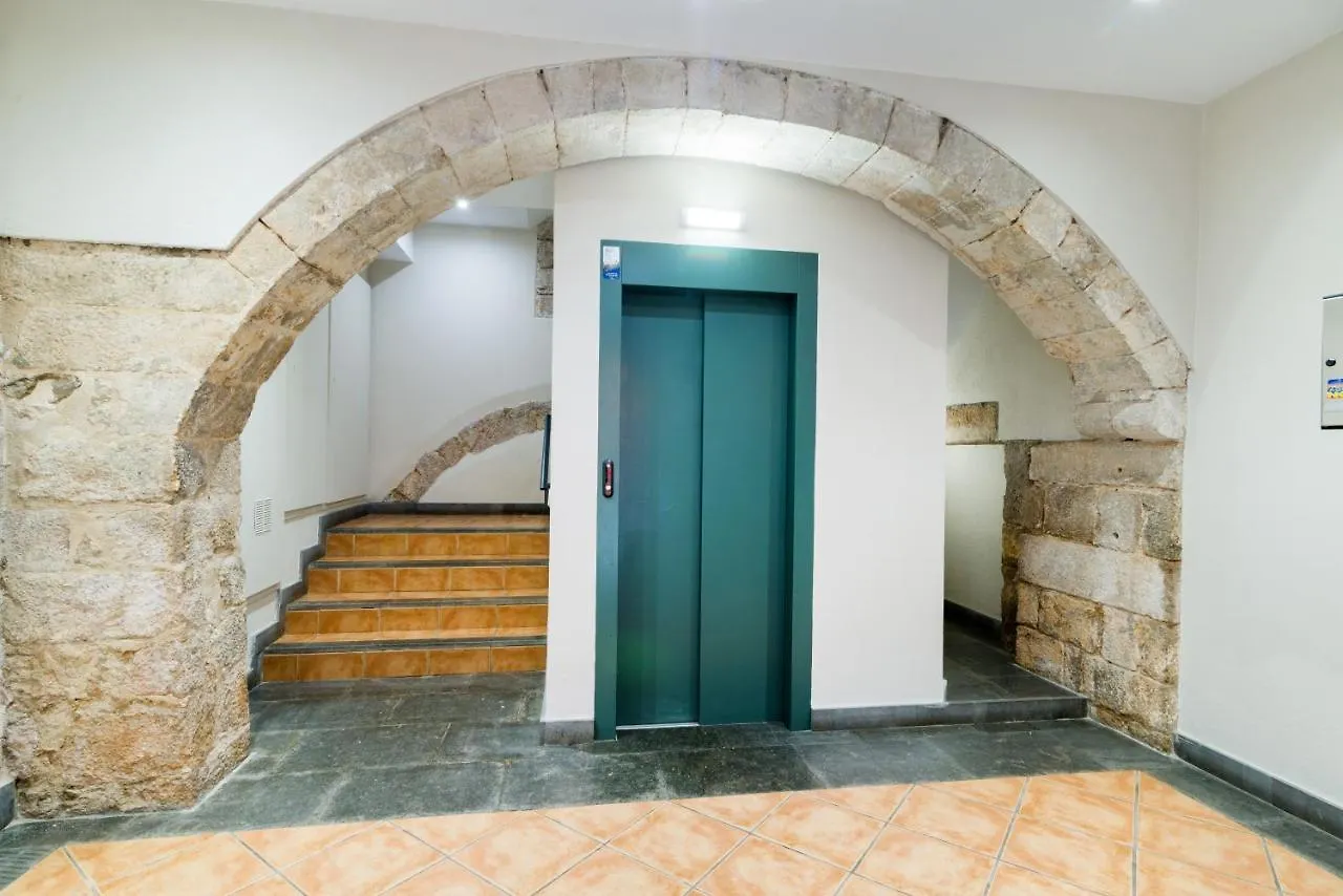 Elena Apartments - Gerona